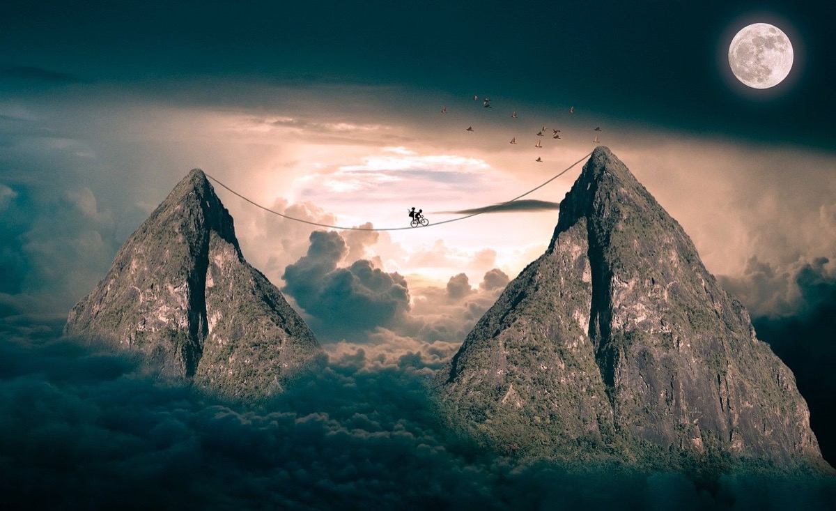 clouds-2275897_1280