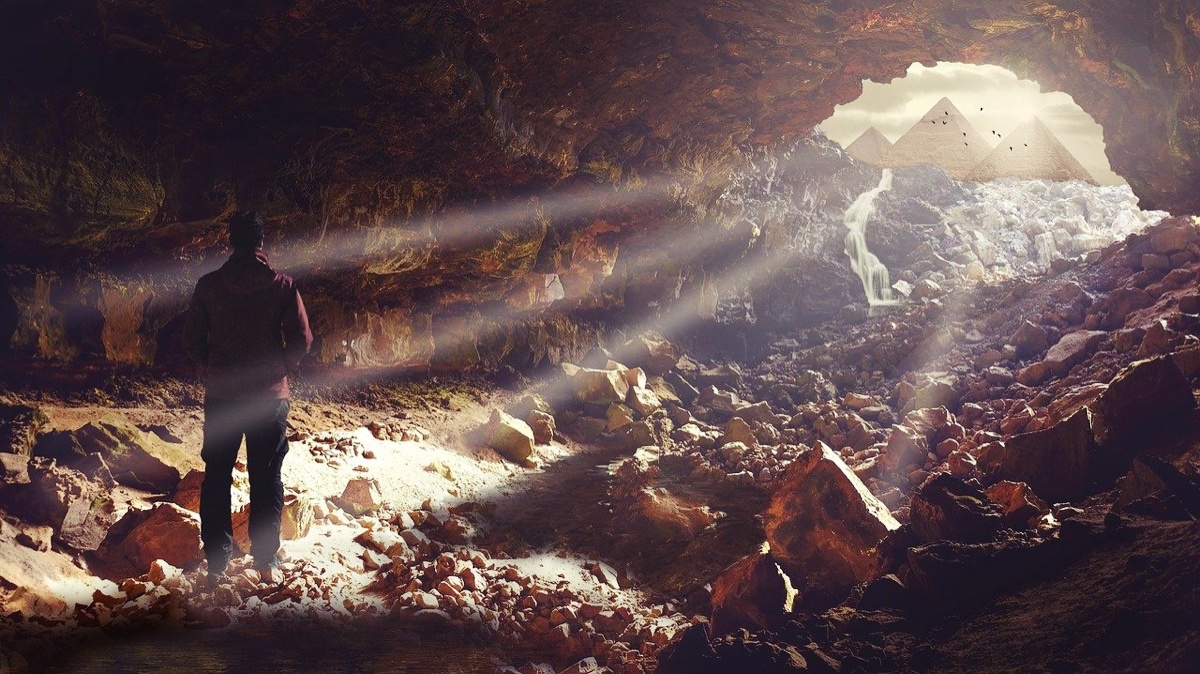 cave-3926822_1280
