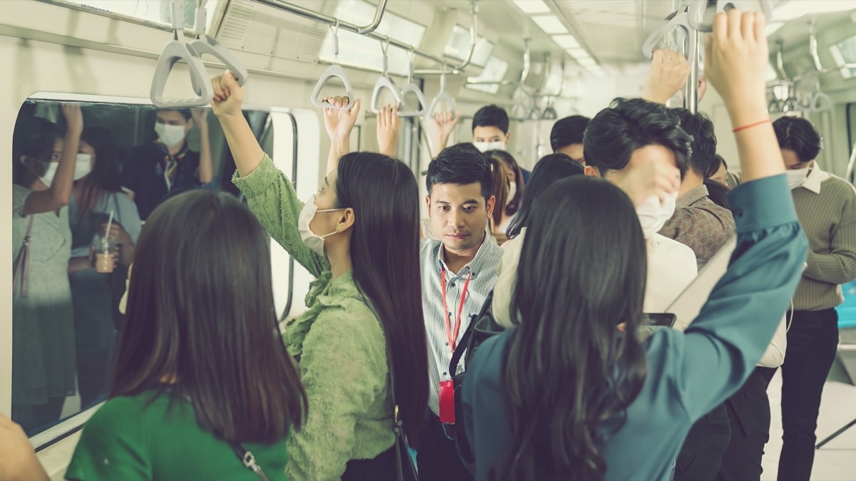 freepik-crowd-of-people-wearing