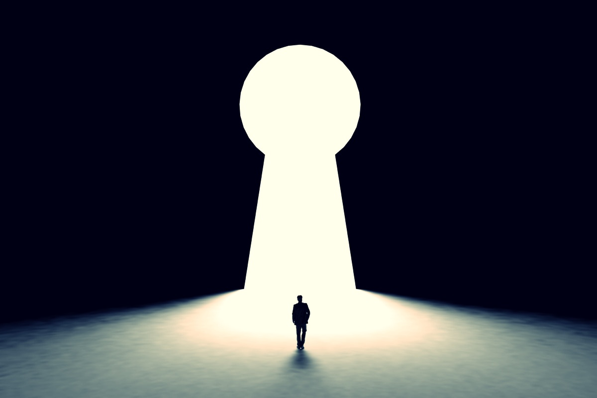 freepik-miniature-businessman