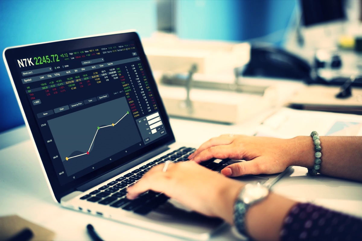 freepik-stock-exchange-trading-forex